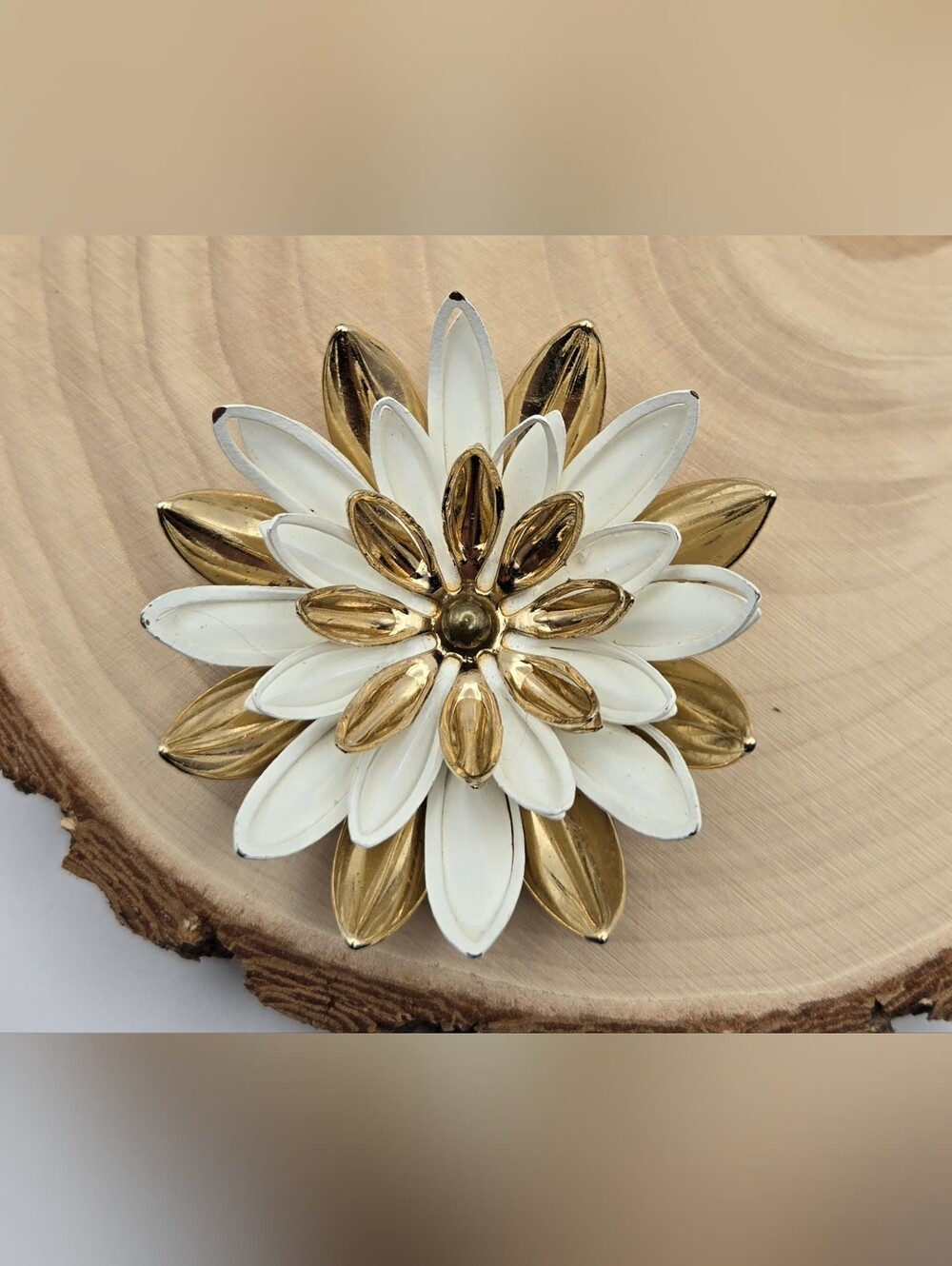 Vintage Sarah Cov Floral Brooch πΌ